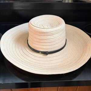 Country Road Natural Straw Wide-Brim Hat with Black Band